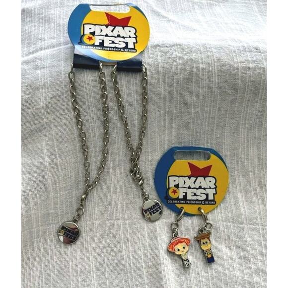 Jessie & Woody Toy Story BFFs Disney Clip on Add a Charm Bracelet Set - Picture 3 of 5